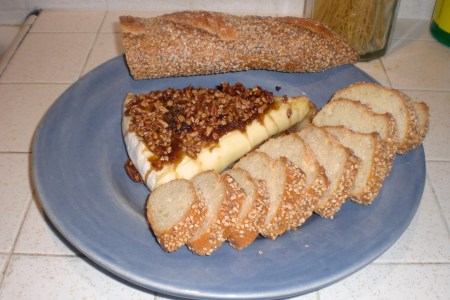 baked-briez-nuts-served-2