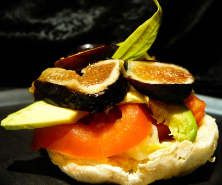 fig sinwich served