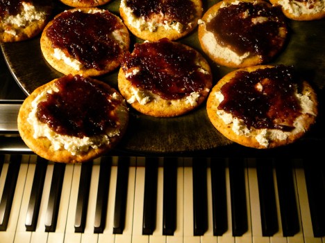 Come along and munch on our fig-tastic...