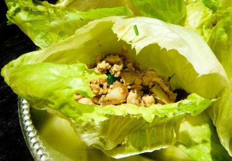 chicken lettuce d-cups served